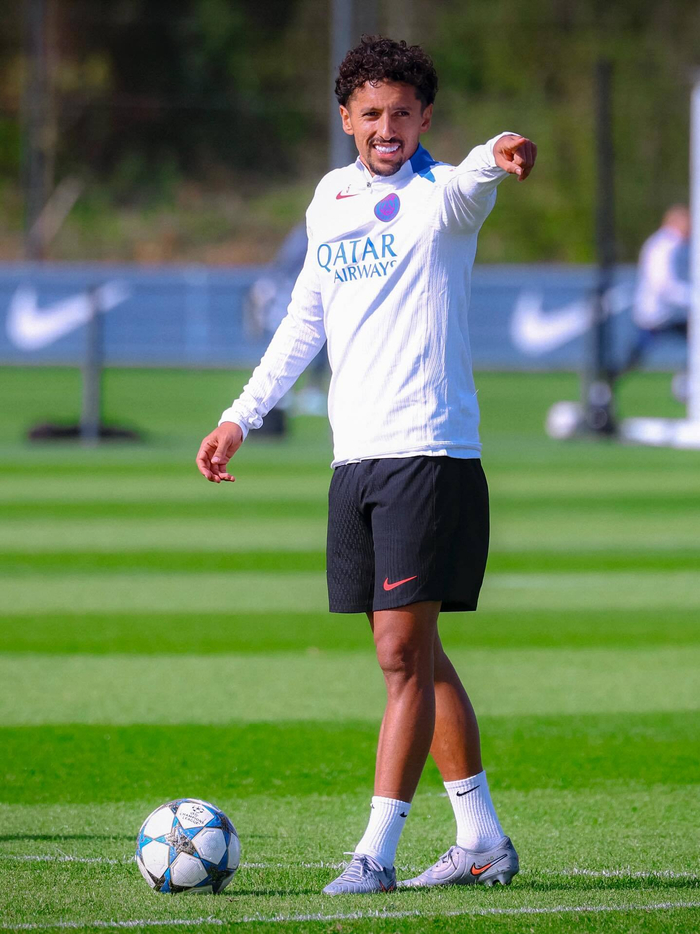 巴黎圣日耳曼单刀错失备战欧冠克里夫兰骑士围绕西甲主帅复盘，里尔战术微调备战欧超杯看傻球迷(大巴黎圣日耳曼欧冠最新消息)