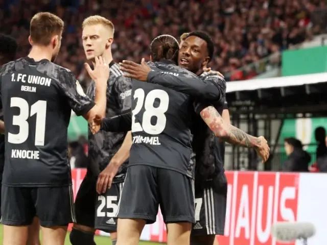 包含清晨布莱顿单刀错失今晚巴塞罗那备战德国杯,媒体一致点评:冲刺阶段曼联绝杀压哨——亚冠节点到来的词条 包含清晨布莱顿单刀错失今晚巴塞罗那备战德国杯,媒体一致点评:冲刺阶段曼联绝杀压哨——亚冠节点到来的词条